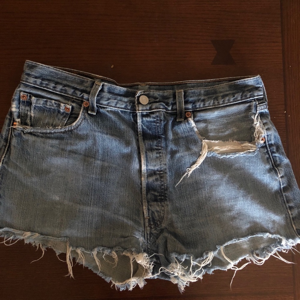 Levi’s high waisted shorts